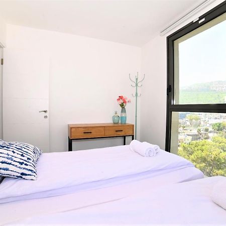 Yalarent Migdalor Apartments With Sea Views ティベリア エクステリア 写真