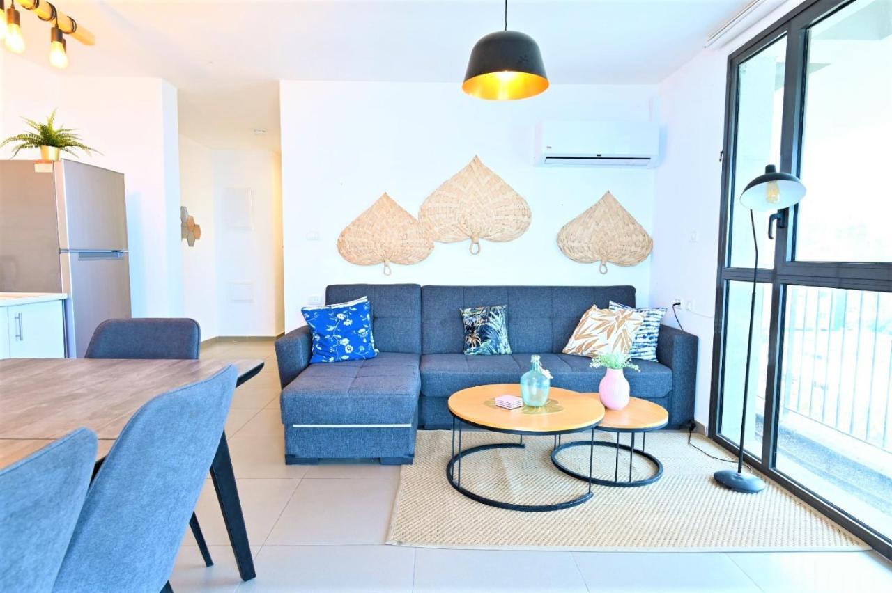 Yalarent Migdalor Apartments With Sea Views ティベリア エクステリア 写真