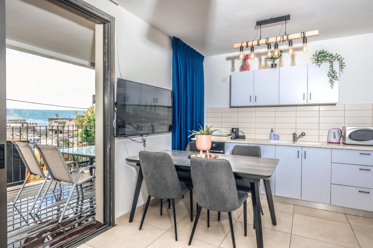 Yalarent Migdalor Apartments With Sea Views ティベリア エクステリア 写真