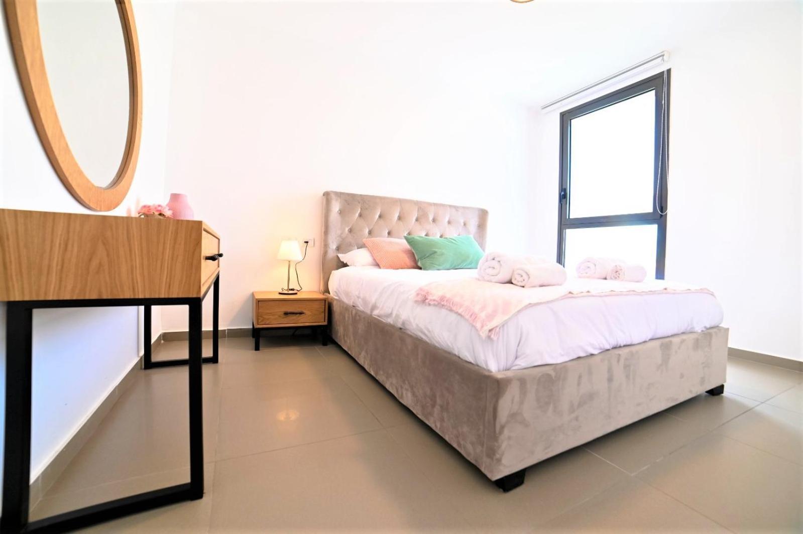Yalarent Migdalor Apartments With Sea Views ティベリア エクステリア 写真