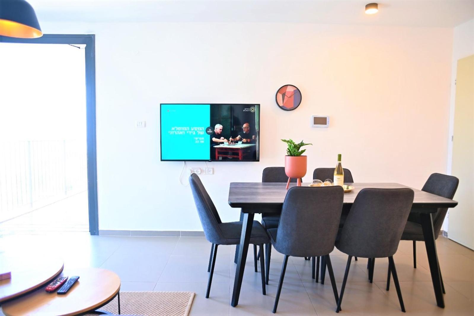 Yalarent Migdalor Apartments With Sea Views ティベリア エクステリア 写真