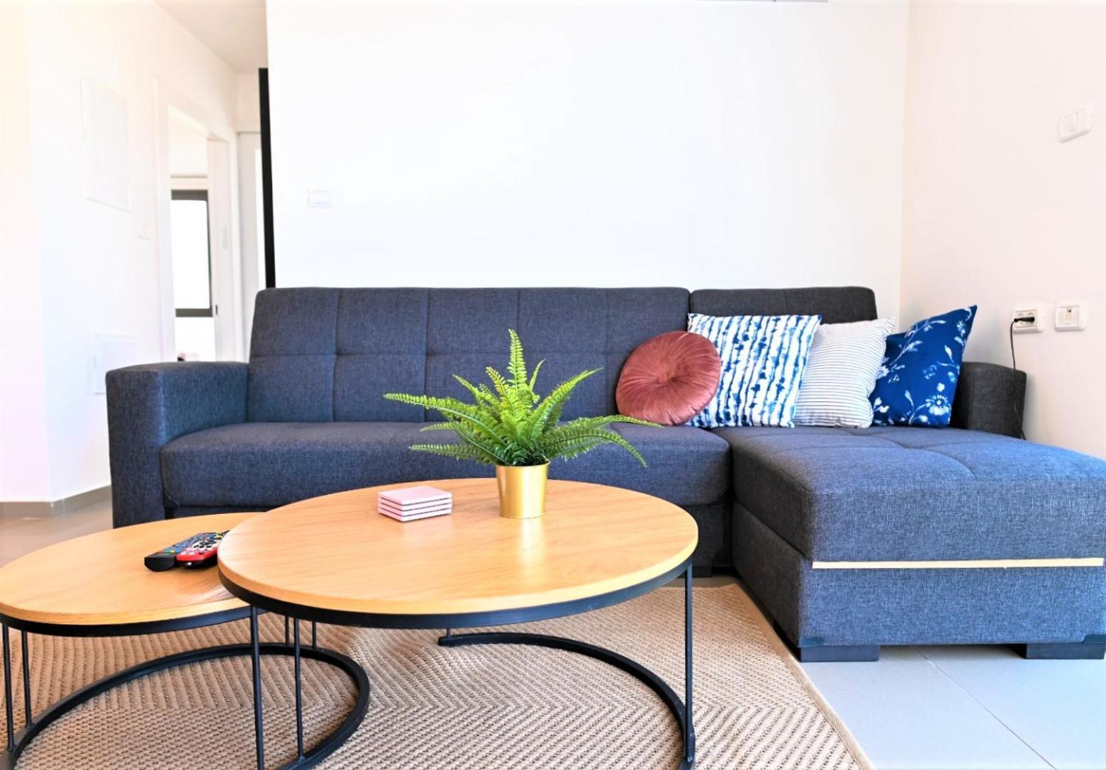 Yalarent Migdalor Apartments With Sea Views ティベリア エクステリア 写真